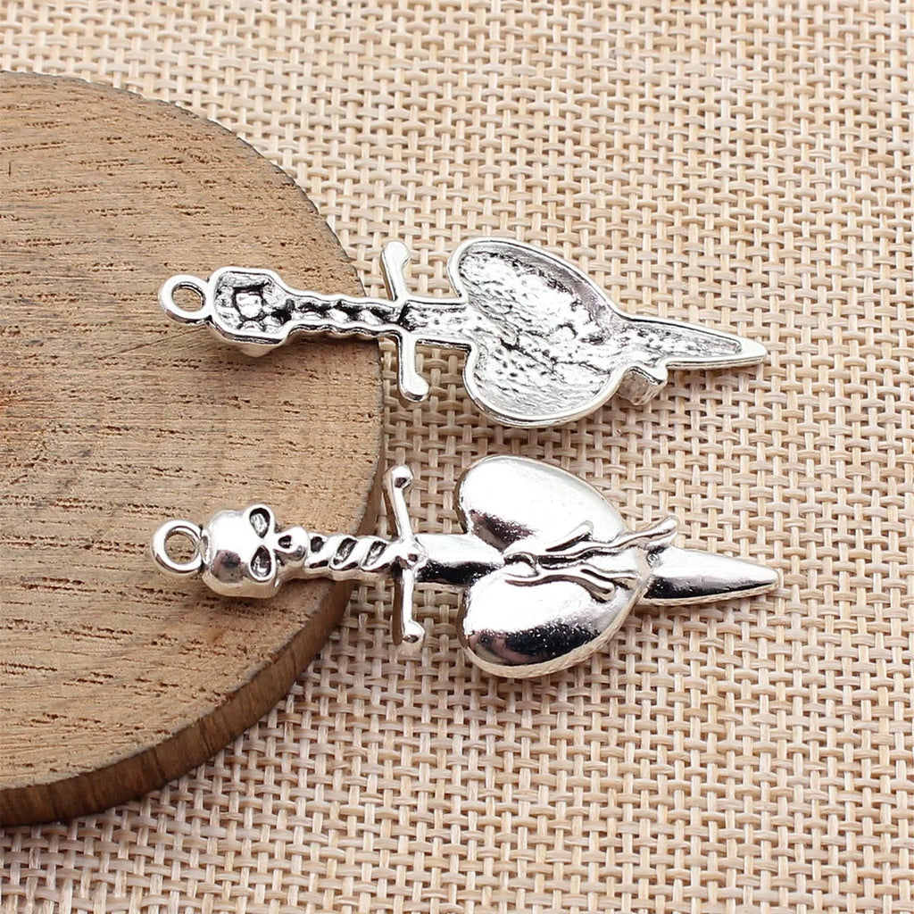 52x18mm 3.4g Antique Silver Zinc Alloy Skull Sword Heart Charm Pendant for Gothic DIY Jewelry Making