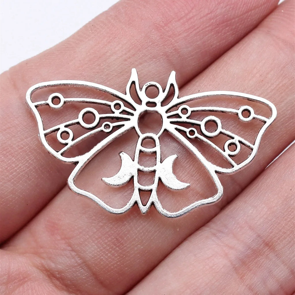 37x22mm 1.8g Antique Silver Zinc Alloy Hollow Moon Moth Charm Pendant for DIY Jewelry Making