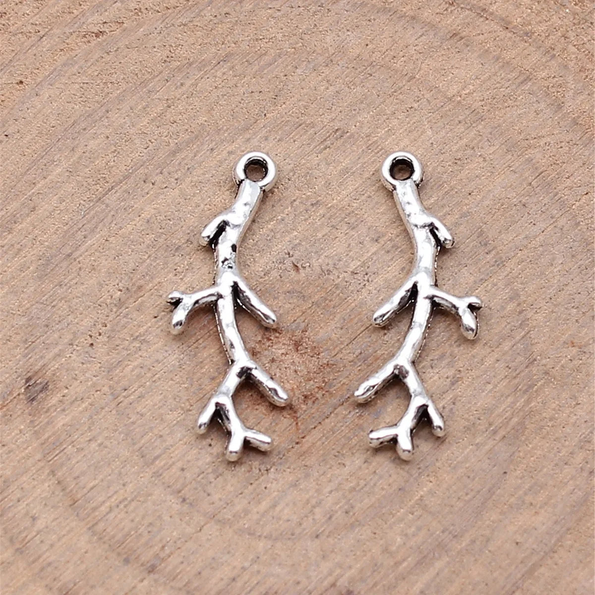 20x7mm 0.38g Antique Silver Zinc Alloy Branch Charm Pendant for DIY Vintage Jewelry Making