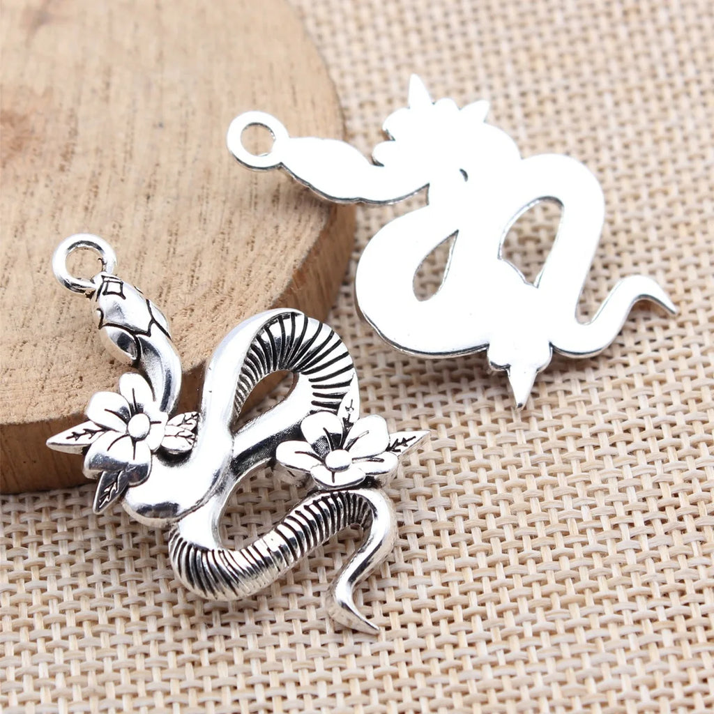 43x26mm 6.8g Antique Silver Zinc Alloy Flower Snake Charm Pendant for DIY Gothic Jewelry Making