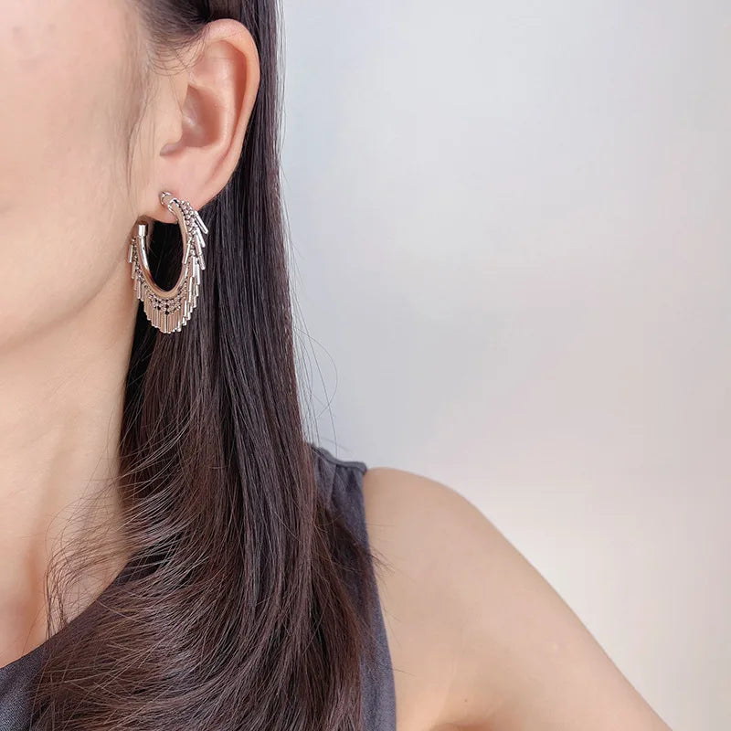Vintage Alloy Round Hoop Tassel Stud & Clip On No Piercing Statement Fringe Vacation Earrings