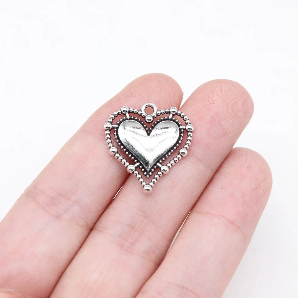 20x20mm 1.9g Antique Silver Zinc Alloy Gothic Heart Charm Pendant for DIY Necklace Bracelet Making