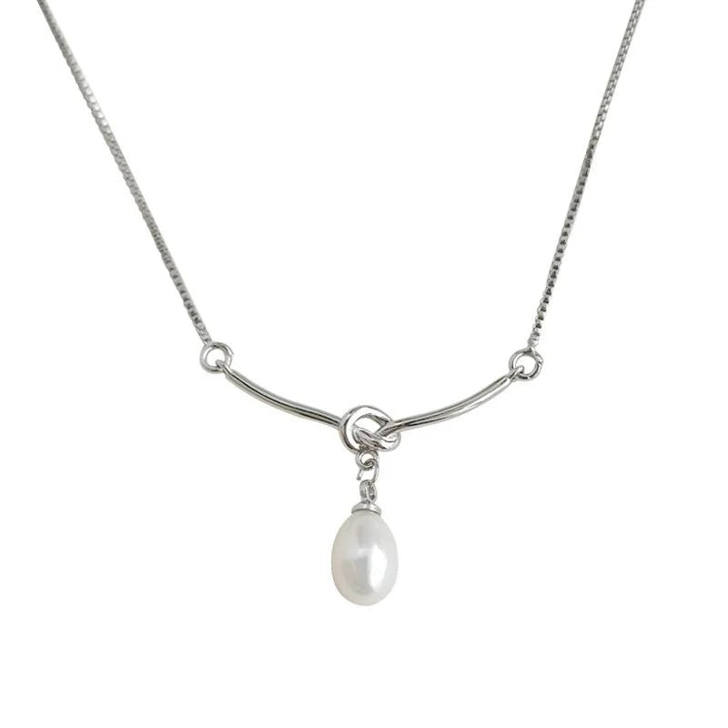 Gold Plated Copper Freshwater Pearl Rope Knot Choker Necklace for Women Elegant Minimalist Style