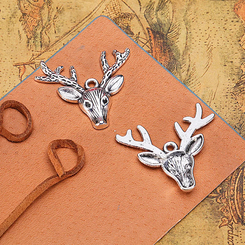 36x33MM Zinc Alloy Reindeer Head Charm Pendant for DIY Necklace Bracelet Jewelry Making