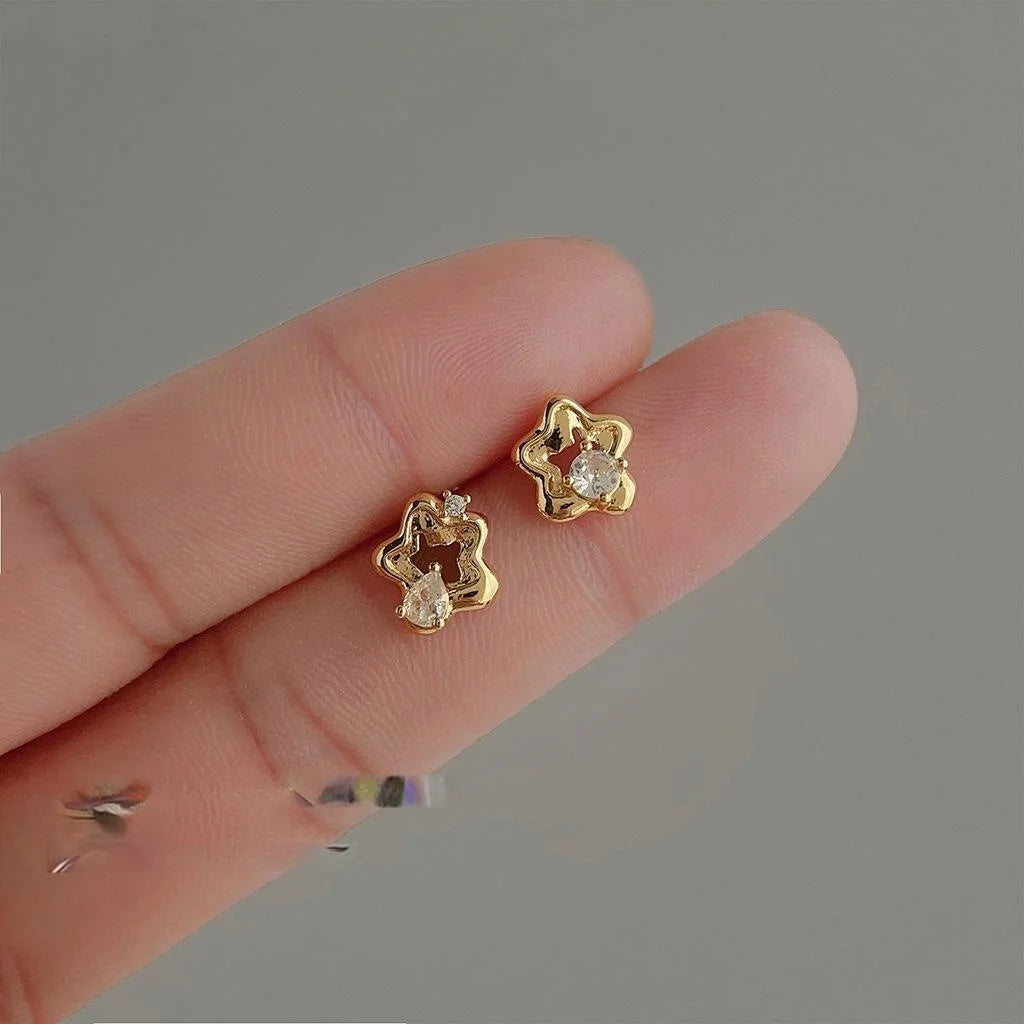 Light Luxury Micro Pave Zircon Mini Hollow Flower Copper Stud Earrings