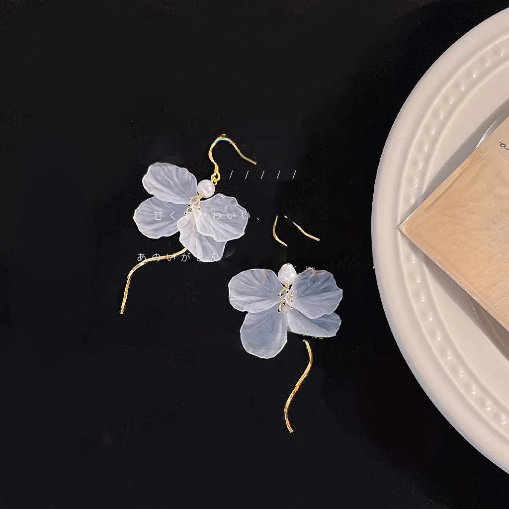 White Acrylic Flower Tassel Drop Earrings Handmade Forest Style Vacation Jewelry