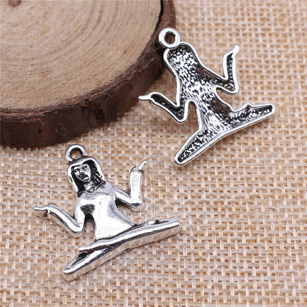 25x24mm 3.4g Antique Silver Tone Zinc Alloy Yoga Charm Pendant for DIY Necklace Bracelet Making