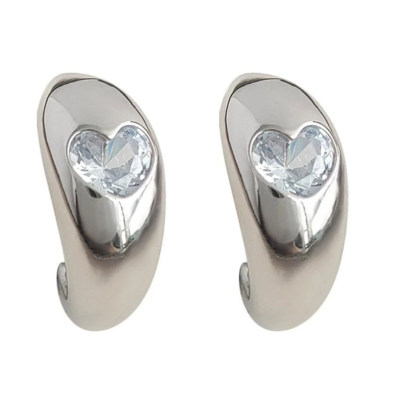 Niche Curved Heart C-Shaped Copper Hoop Earrings With Micro Pave Zircon Minimalist Style