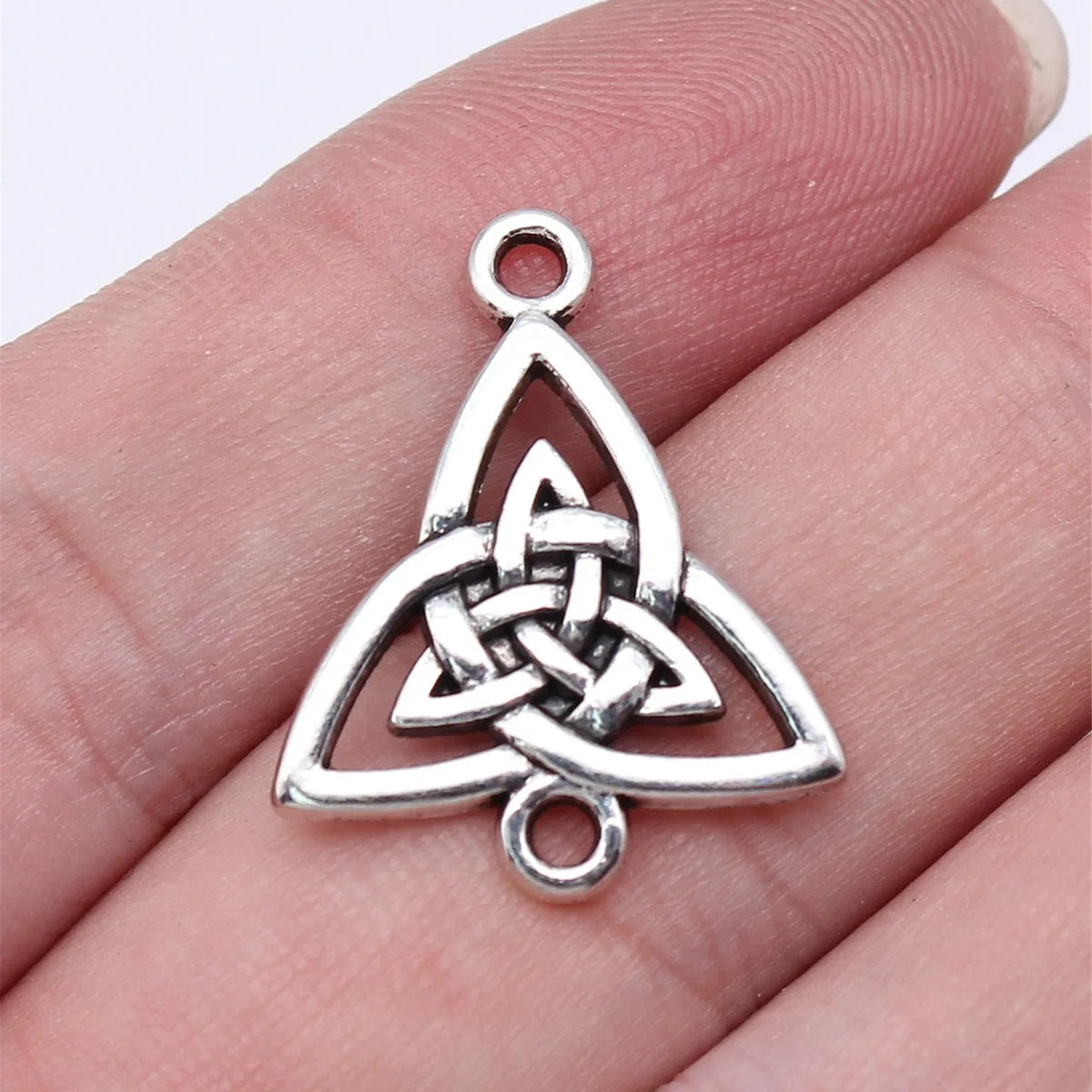 24x20mm 1.6g Antique Silver Zinc Alloy Celtic Knot Connector Charm for DIY Necklace Making