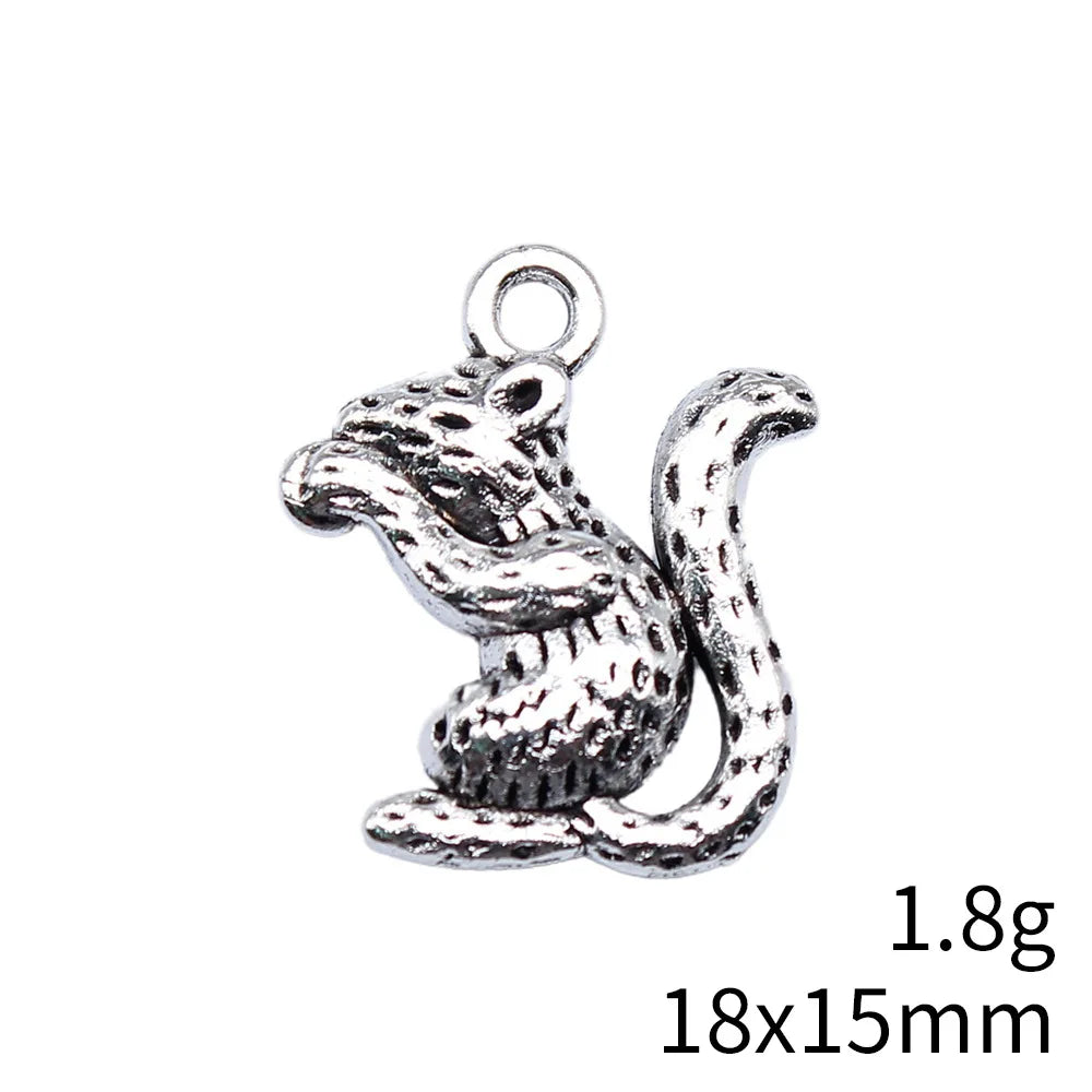18x15mm 1.8g Antique Silver Zinc Alloy Squirrel Charm Pendant for Necklace Bracelet DIY Jewelry