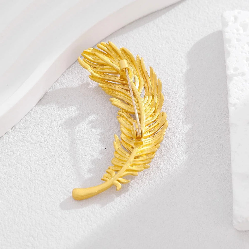 Elegant Gold Alloy Feather Brooch With Pearl And Rhinestone Accents, Luxury Lapel Pin Corsage Gift
