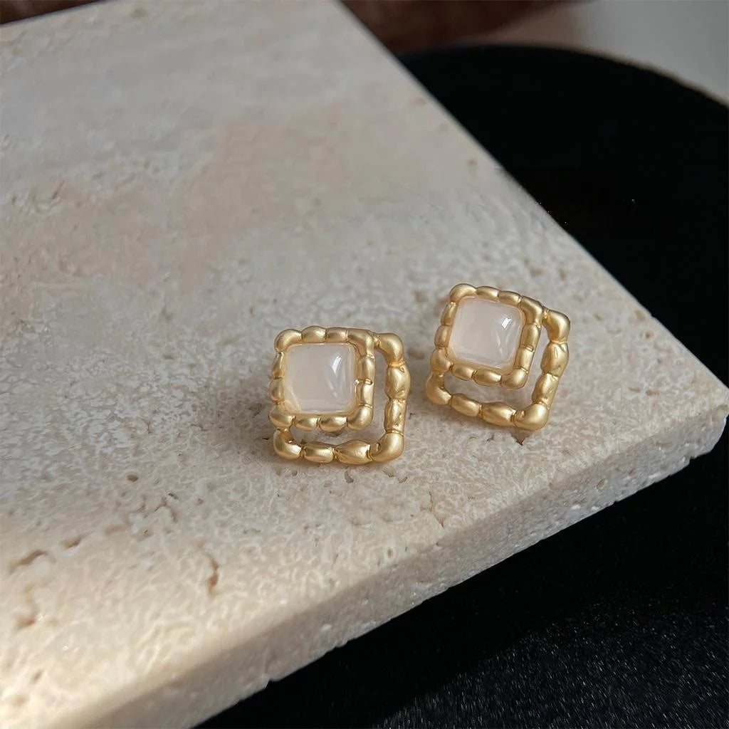 French Vintage Geometric Square Lace Copper Resin Stud Earrings, Minimalist Commuter Jewelry