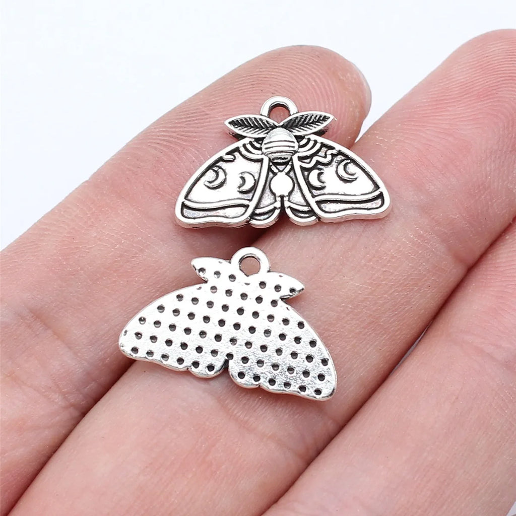 20x13mm 1.2g Antique Silver Zinc Alloy Gothic Moth Charm Pendant for DIY Necklace Bracelet Making