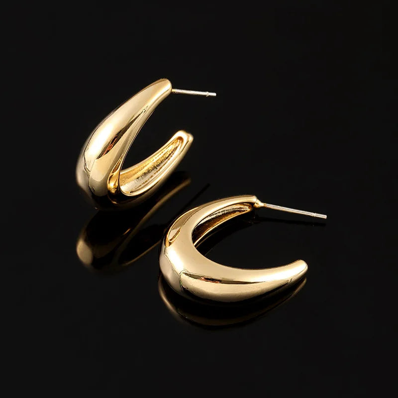 Vintage Gold Alloy U Shape Spiral Hoop Stud & Clip On No Piercing French Minimalist Earrings