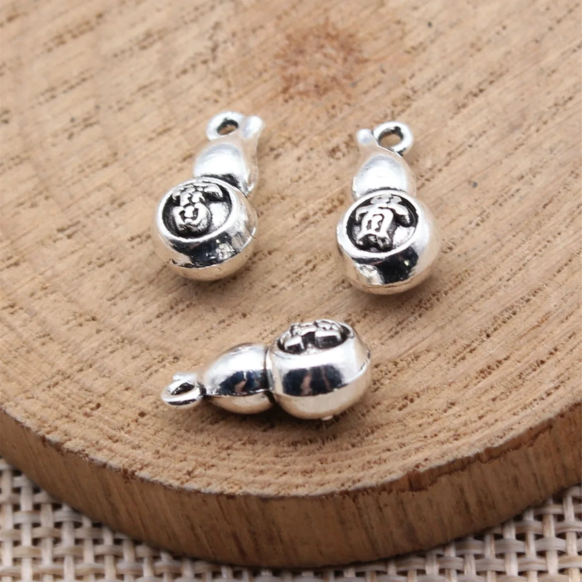 14x7x6.4mm 1.39g Antique Silver Zinc Alloy Gourd Charm Pendant for DIY Necklace Bracelet Jewelry Making