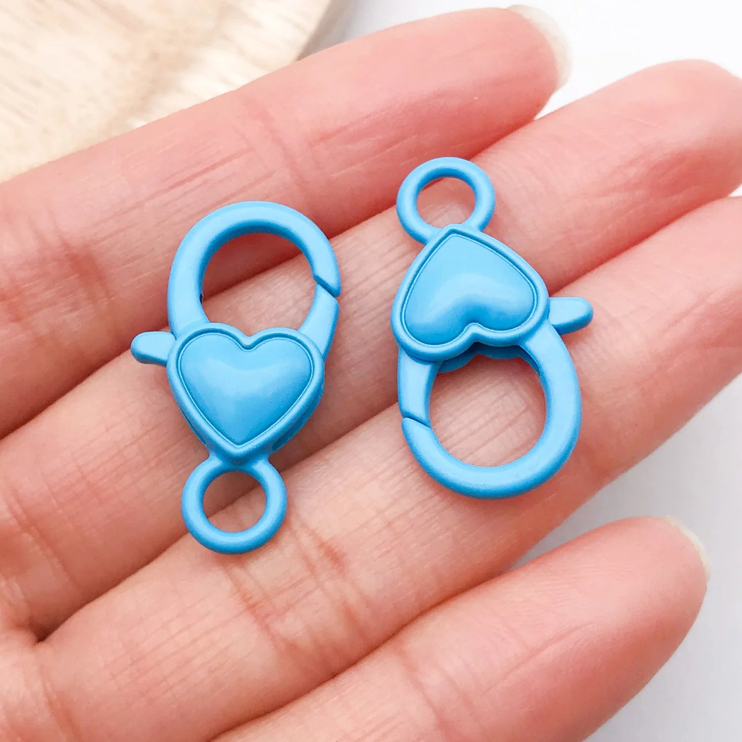 Zinc Alloy Colorful Heart Lobster Clasp for Jewelry Making and Accessory Findings