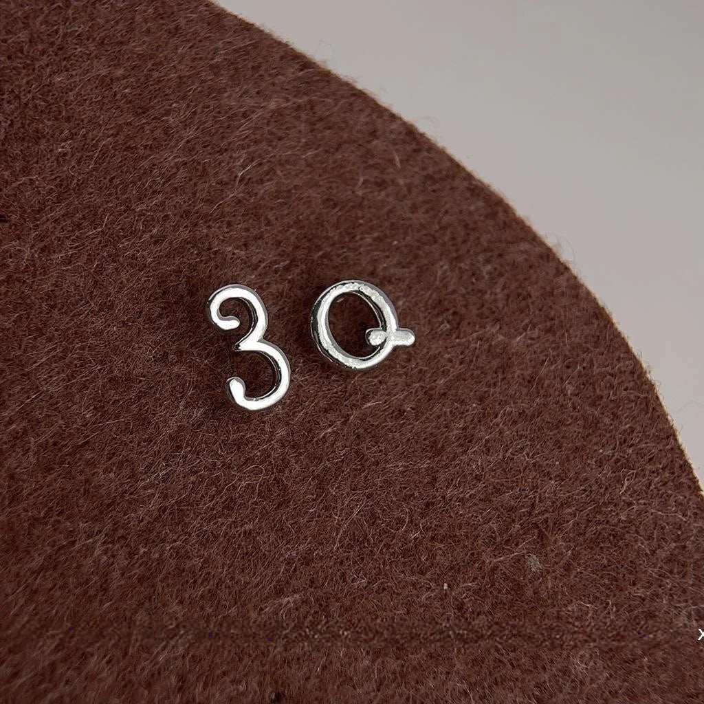 Creative 3Q Mini Copper Stud Earrings Cute Number Letter Design Student Best Friend Gift