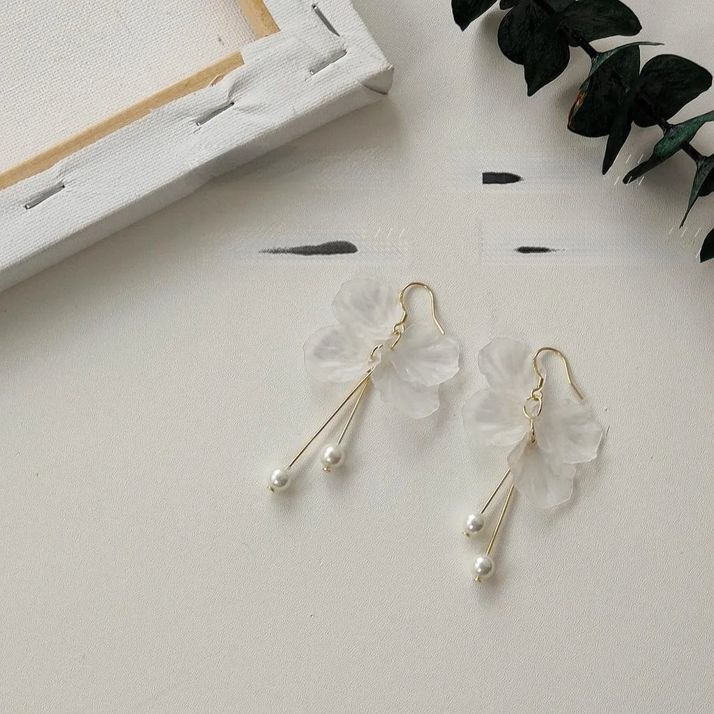 14K Gold Plated Frosted Resin Acrylic Leaf Shell Tassel Drop Earrings for Women