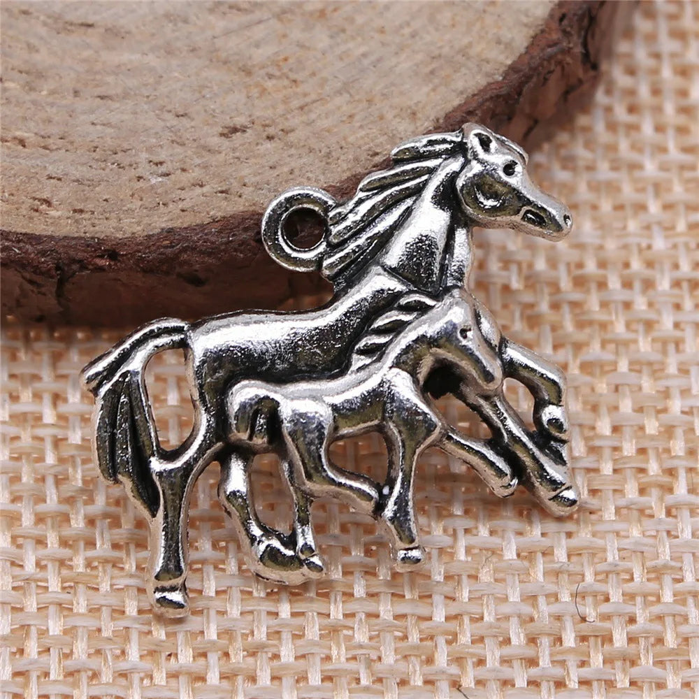 28x23mm 3.1g Multicolor Zinc Alloy Mother and Foal Horse Charm Pendant for DIY Jewelry Making
