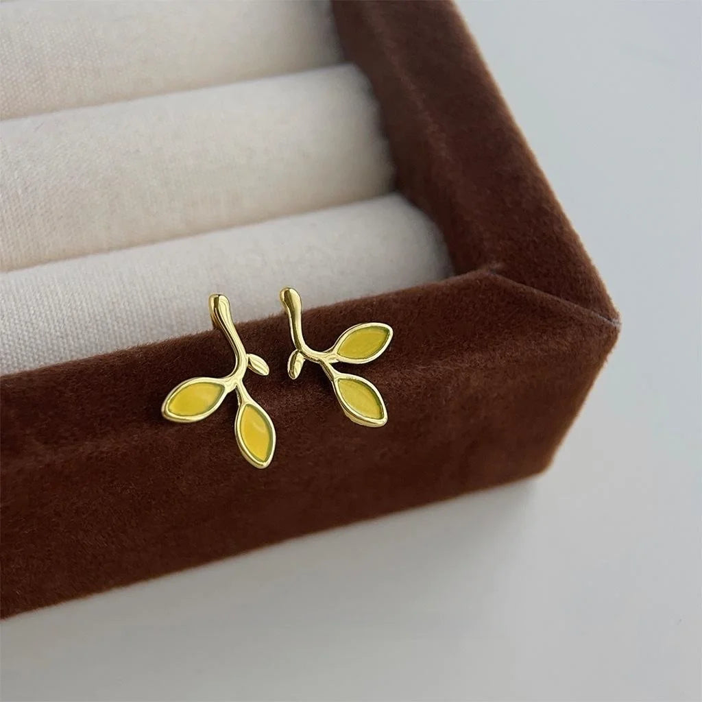 Fresh Green Mini Leaf Enamel Copper Stud Earrings Simple Branch Design Jewelry For Women