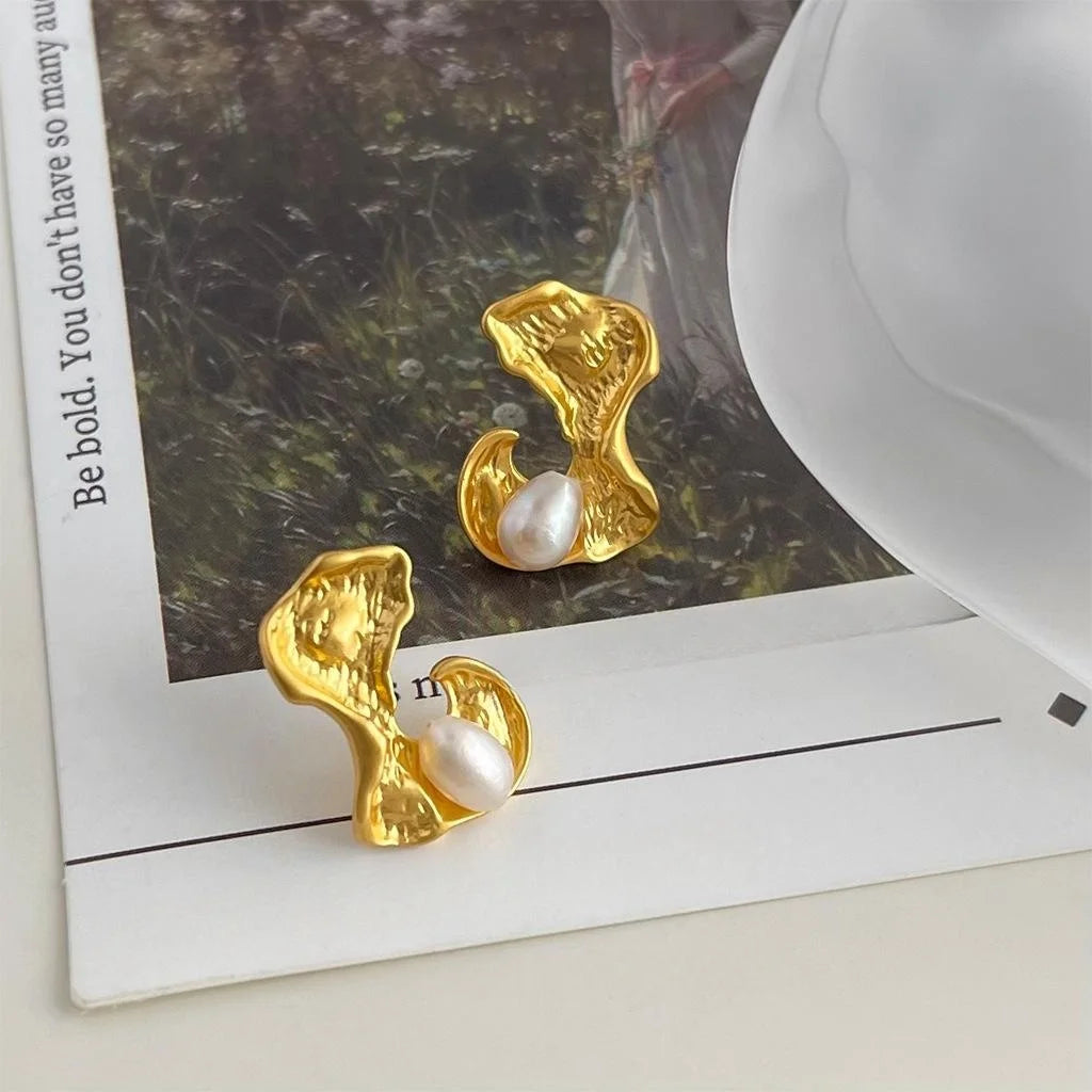 Vintage Copper Freshwater Pearl Stud Earrings Irregular Geometric Light Luxury Jewelry