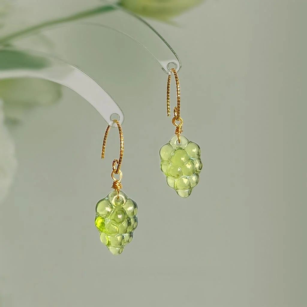 Translucent Czech Glass Grape Drop Earrings Fresh Sweet Green Fruit Forest Style Jewelry