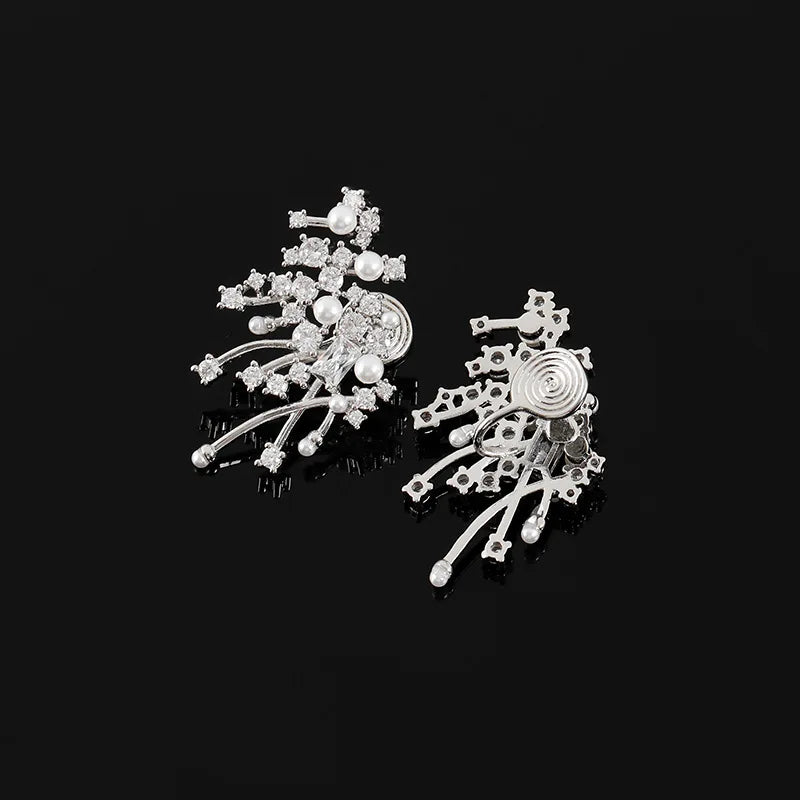 Elegant Luxury Firework Swirl Pearl Zircon Alloy Stud & Clip On No Piercing Statement Earrings