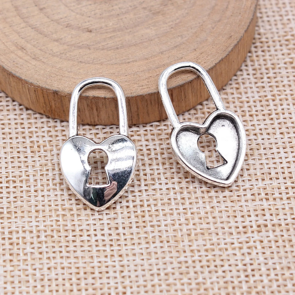 27x15mm 1.7g Antique Silver Zinc Alloy Hollow Heart Lock Charm Pendant for DIY Jewelry Making