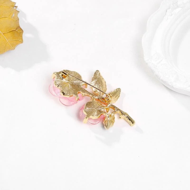 Elegant Pink Rose Flower Brooch With Green Enamel Leaves, Gold Alloy Lapel Pin Corsage Suit Accessory