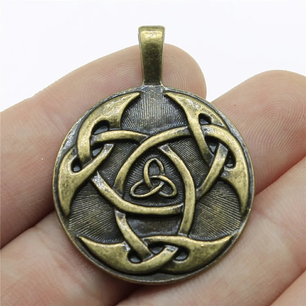 42x31mm 8.4g Multicolor Zinc Alloy Celtic Symbol Celtic Knot Charm Pendant for Necklace Bracelet Making