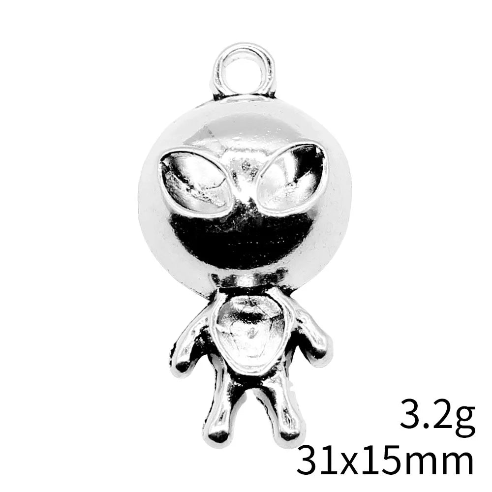 31x15mm 3.2g Antique Silver Zinc Alloy Alien Charm Pendant for DIY Necklace Bracelet Jewelry Making