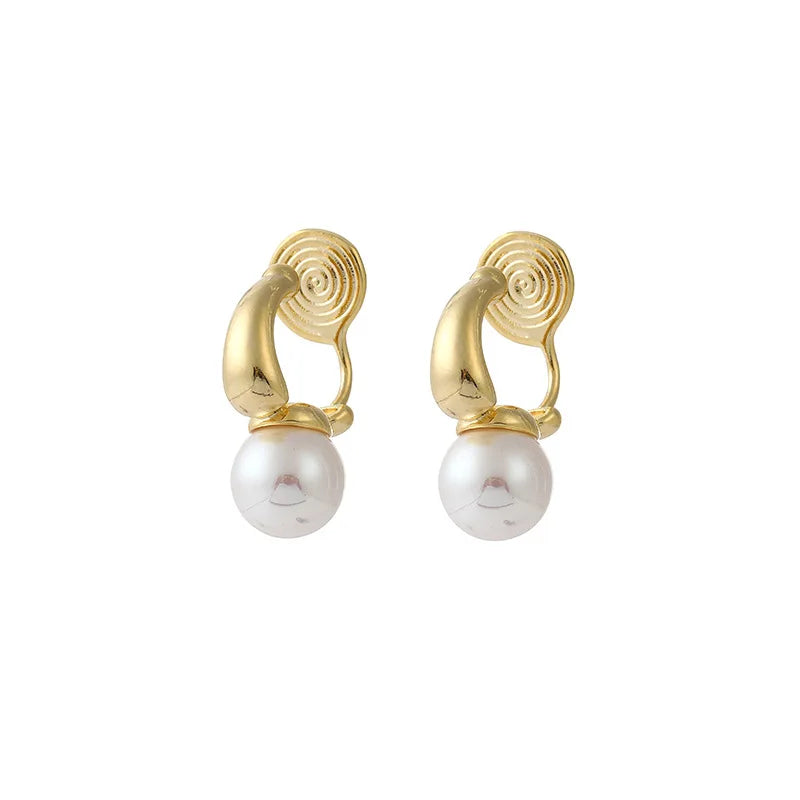 Elegant Gold Tone Spiral Disc Mabe Pearl Alloy C Hoop Stud & Clip On No Piercing For Women Earrings