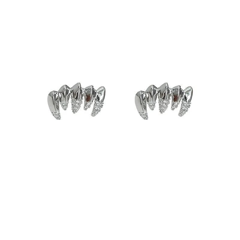 Niche Minimalist Silver Geometric Smooth Eco-Friendly Copper Stud Earrings For Daily Wear