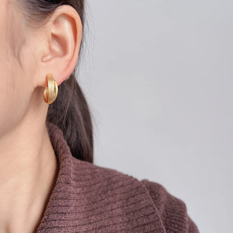 Elegant Luxury Matte Gold Alloy Crossed C-Shaped Ribbed Hoop Stud & Clip On No Piercing Earrings
