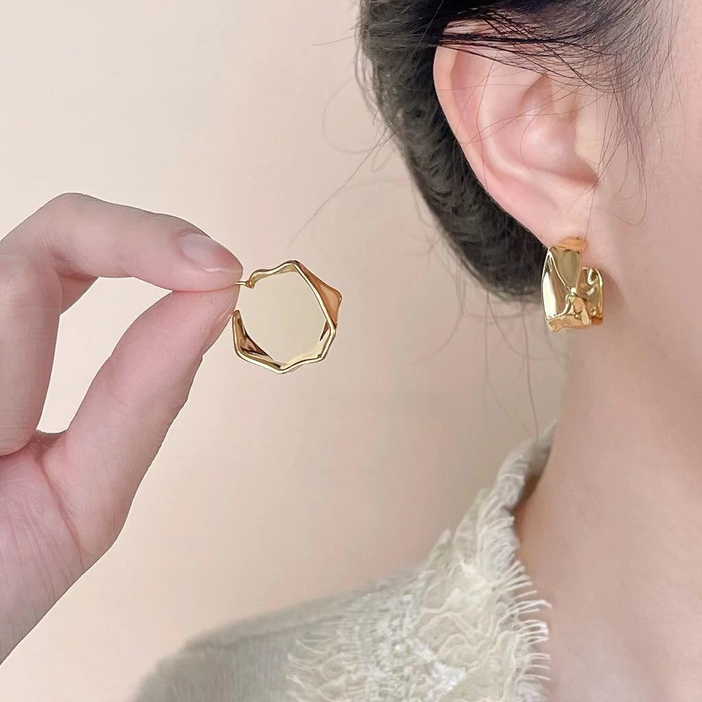 European American Geometric Copper Hoop Earrings Hollow Square Irregular Crinkle Metal Design