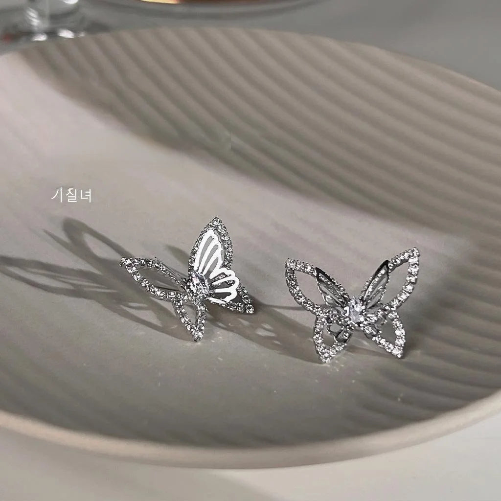 Sweet Cool Butterfly Zircon Stud Earrings Silver Plated Micro Pave Insect Jewelry
