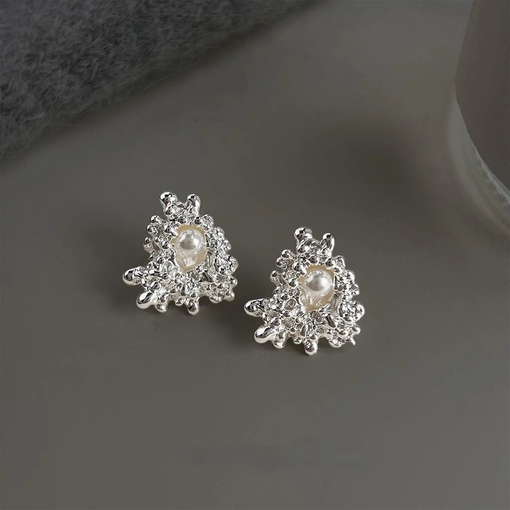 Artistic Irregular Flower High Luster Pearl Stud Earrings Copper Silver Plated Pin Elegant Jewelry