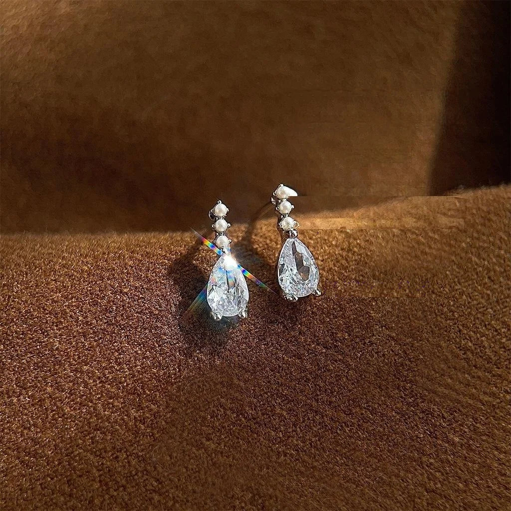 Minimalist Copper Water Drop Stud Earrings With Micro Pave Zircon And Pearl Accent