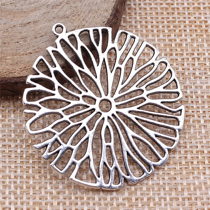 37x40mm 4.8g Antique Silver Zinc Alloy Hollow Filigree Flower Charm Pendant for DIY Jewelry Making