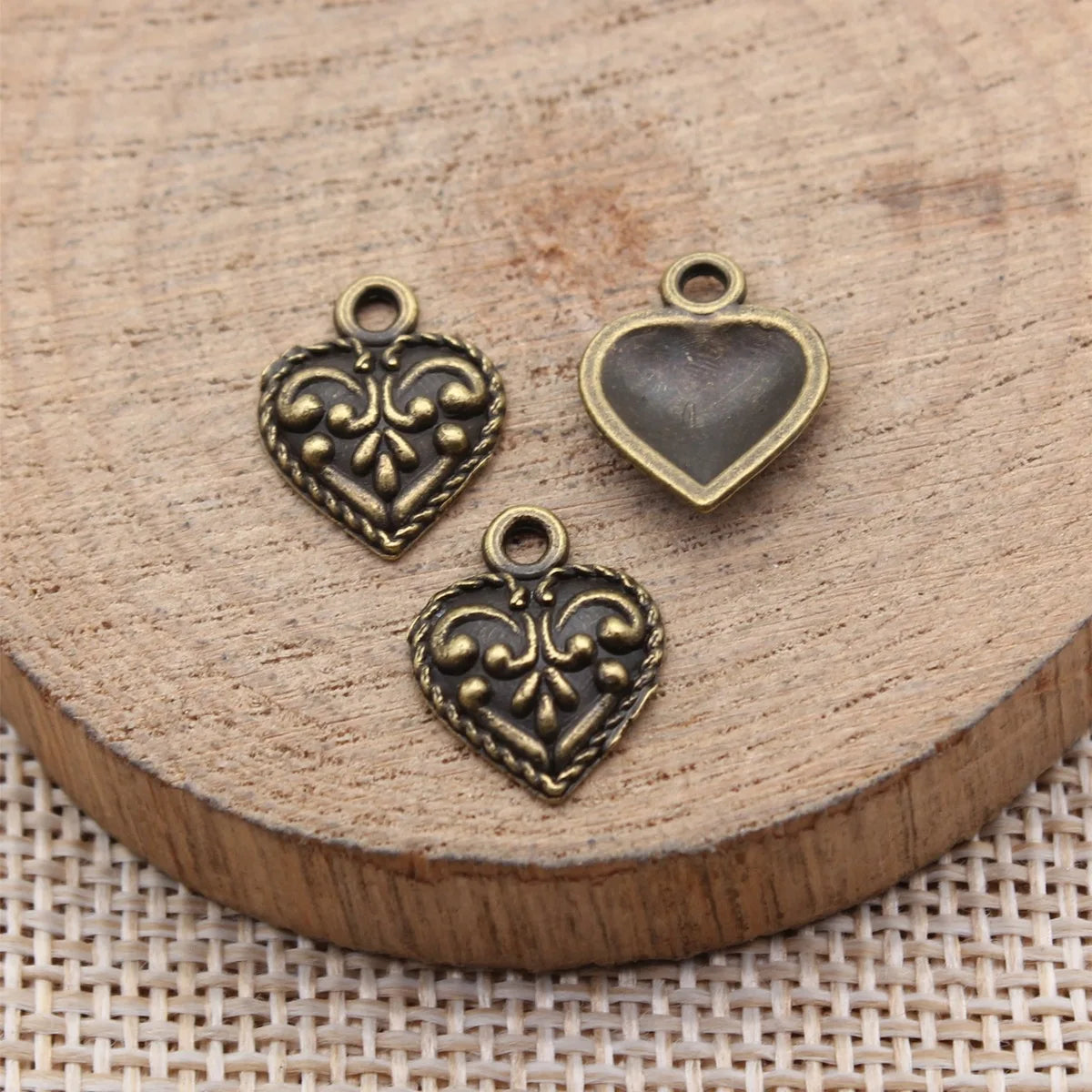 15x11mm 0.62g Multicolor Zinc Alloy Heart Charm Pendant for DIY Necklace Bracelet Making
