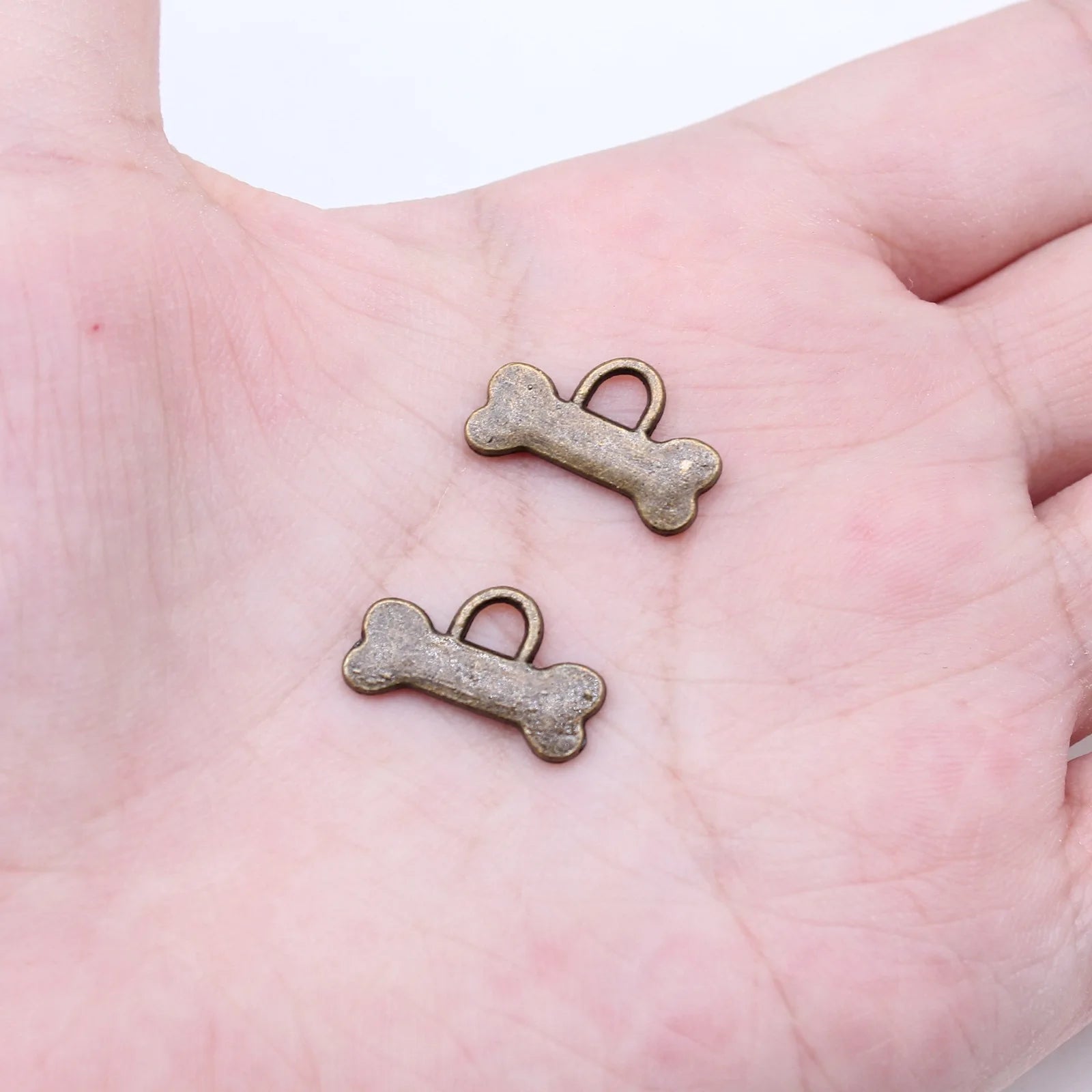 10x16mm 0.93g Antique Bronze Zinc Alloy Bone Charm Pendant for DIY Pet Theme Necklace Bracelet Making