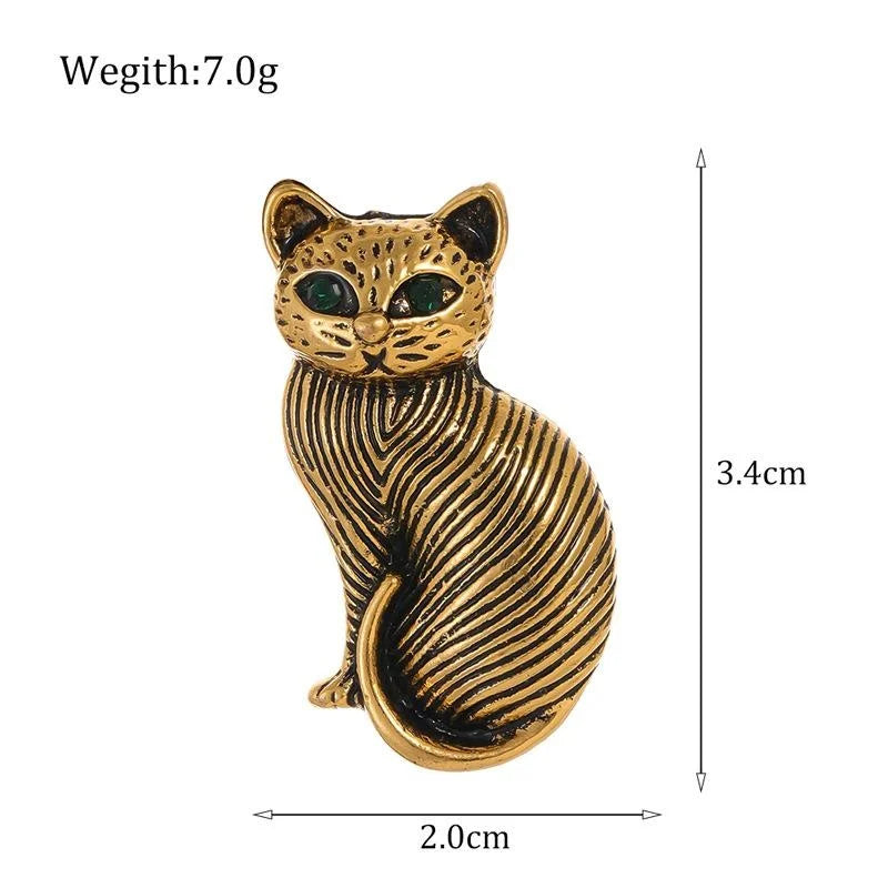 Vintage Gold Tone Alloy Cat Brooch With Green Enamel Eyes, Creative Animal Lapel Pin Suit Accessory Gift