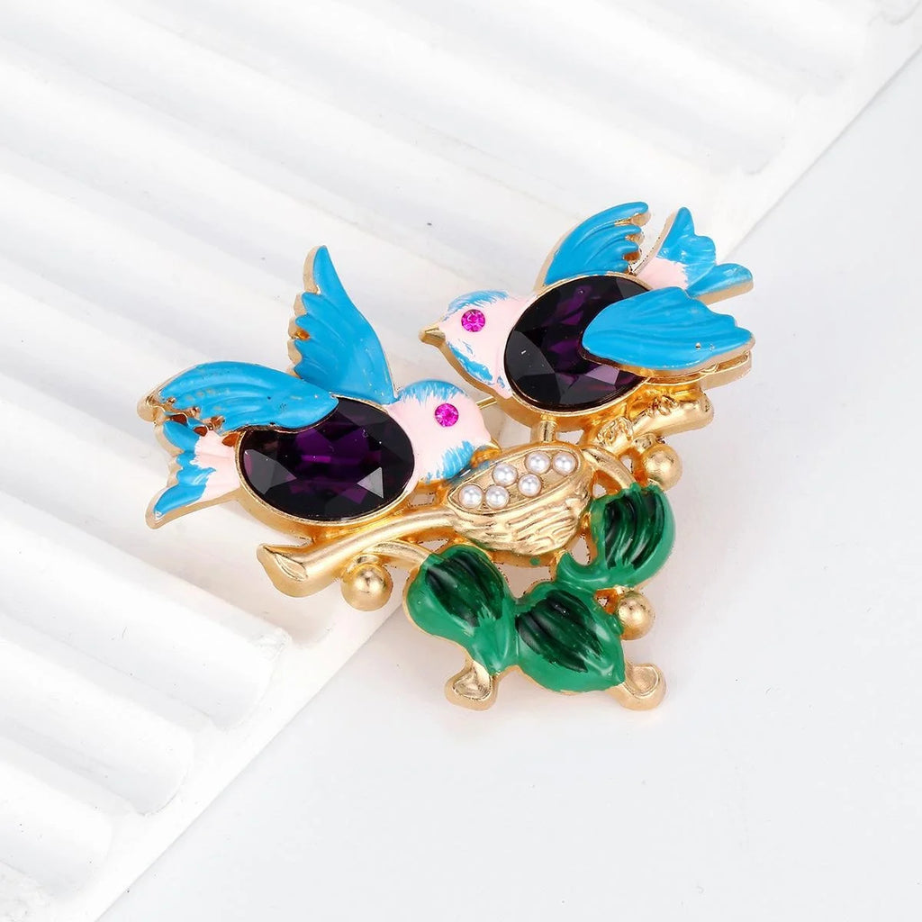 Elegant Enamel Love Birds Nest Brooch With Rhinestone Eyes, Gold Tone Alloy Lapel Pin Suit Accessory