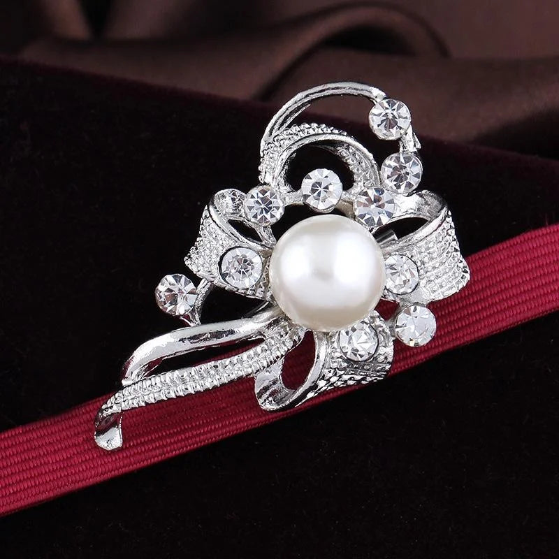 Elegant Rhinestone Pearl Bow Brooch Silver Alloy Ribbon Corsage Lapel Pin For Women's Suit Accessory