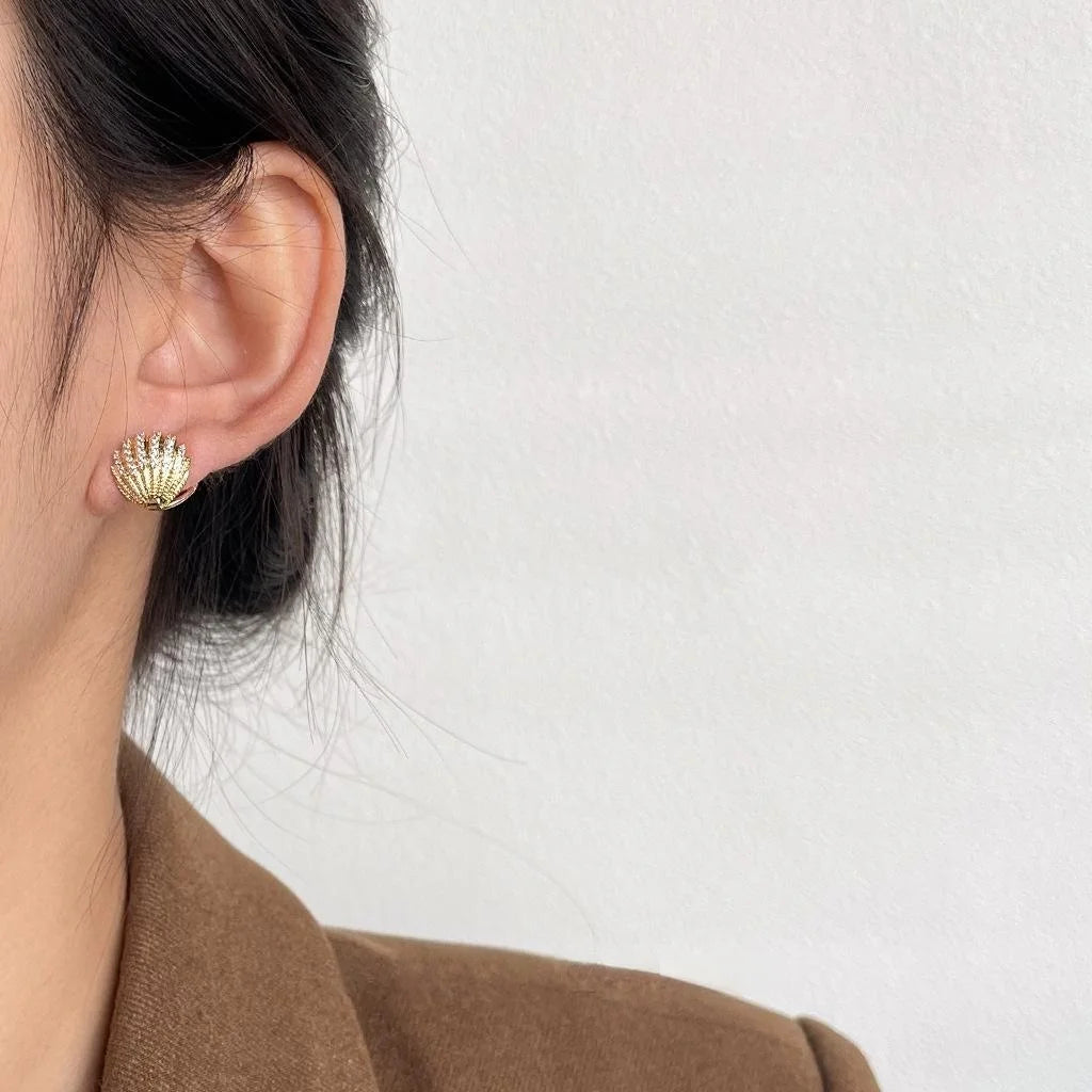 Light Luxury Copper Shell Stud Earrings With Micro Pave Zircon Geometric Banquet Fashion Jewelry