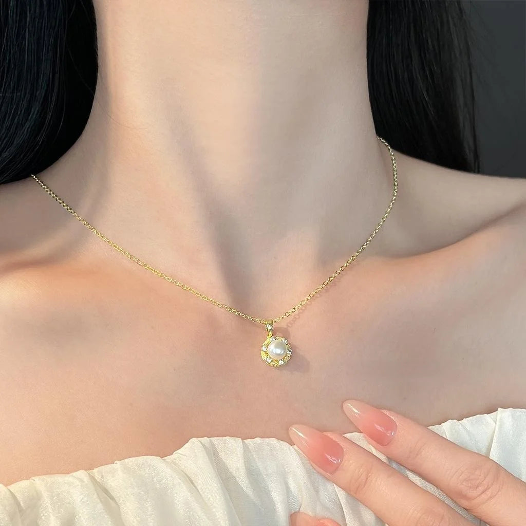 18K Gold Plated Copper Freshwater Pearl Micro Pave Zircon Geometric Collarbone Necklace For Women