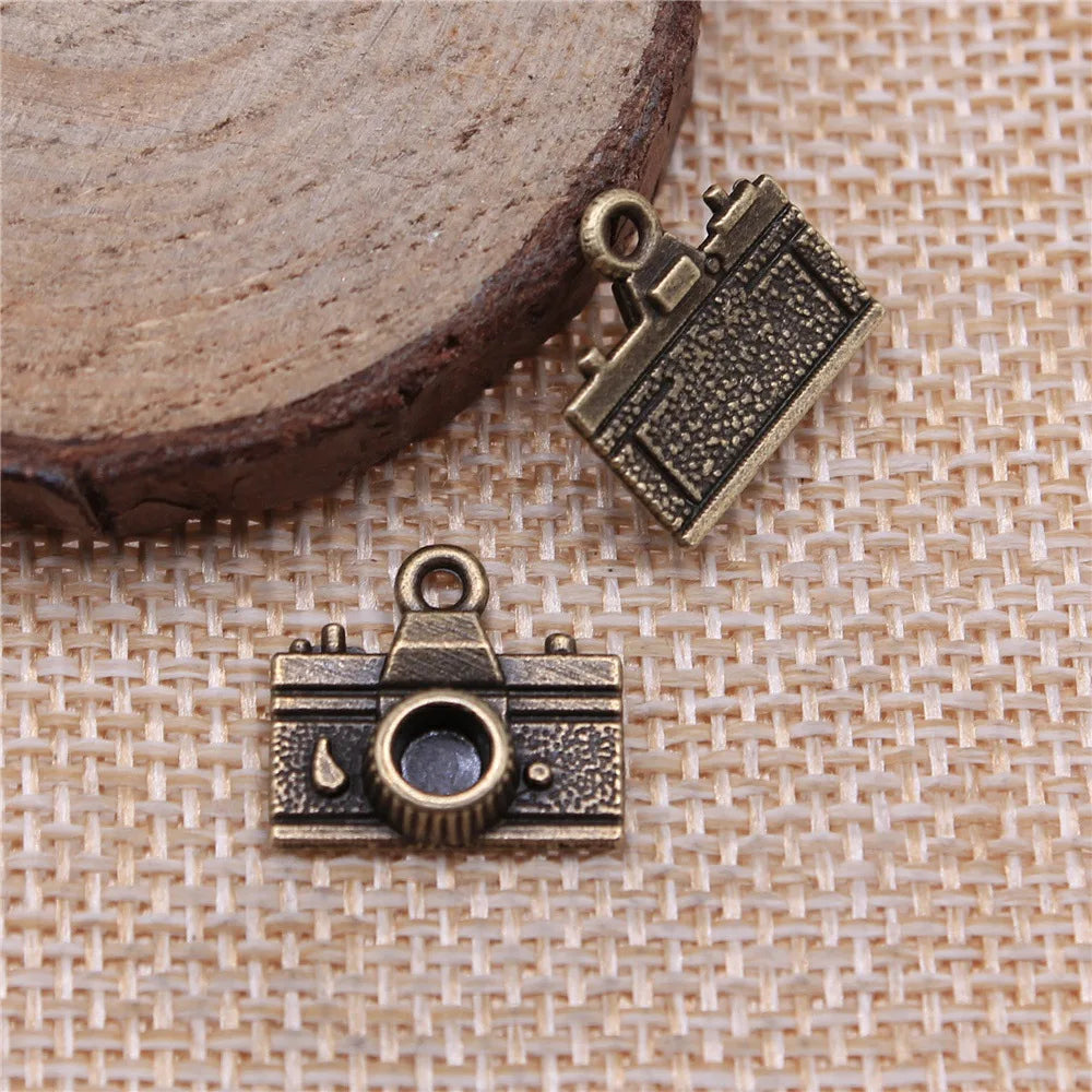 15x14mm 1.2g Multicolor Zinc Alloy Camera Charm Pendant for Travel Theme Bracelet Necklace Making