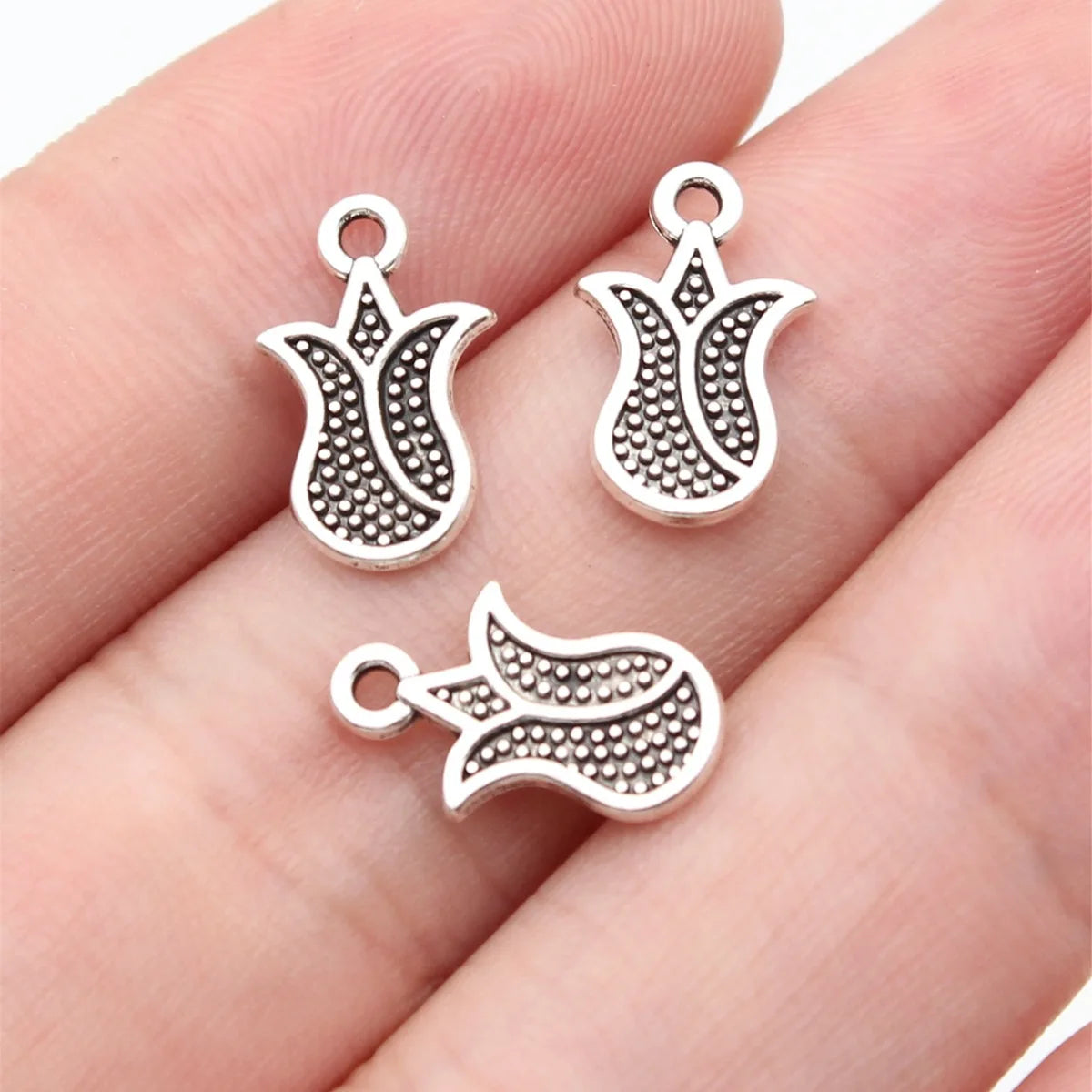 14x8.6mm 0.37g Antique Silver Zinc Alloy Flower Charm Pendant for Necklace Bracelet DIY Jewelry