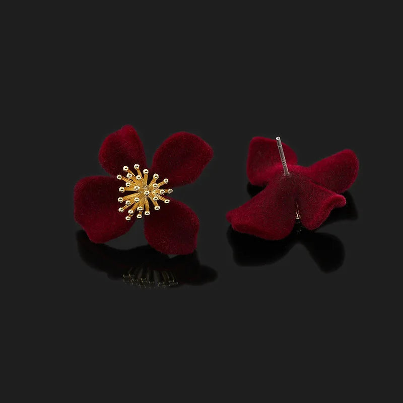 Elegant Red Velvet Flower Alloy Stud & Clip On No Piercing Sweet Floral Winter Women's Earrings