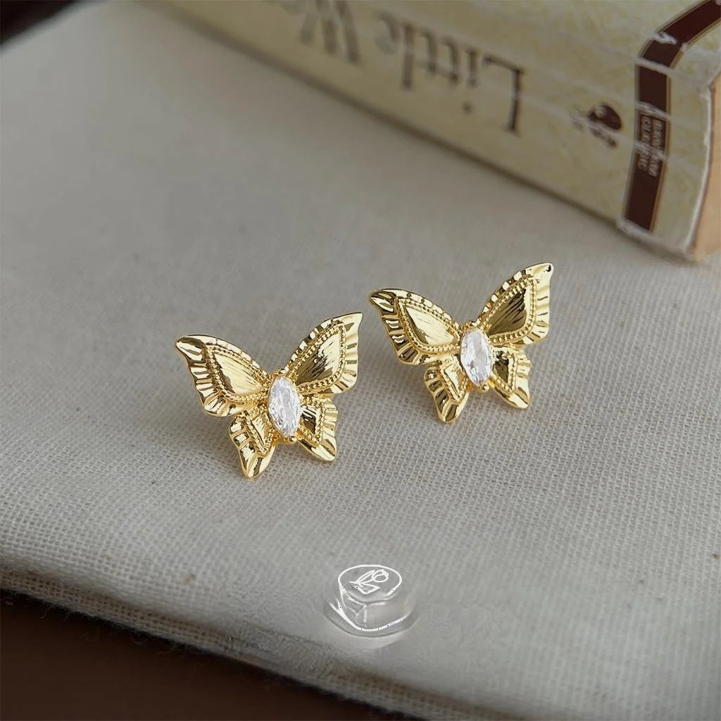 French Light Luxury Vintage Butterfly Stud Earrings Eco Copper Micro Pave Zircon Textured Chic Jewelry